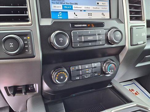 Used 2019 Ford F150 Raptor AWD/4WD image 12