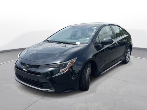 Certified 2024 Toyota Corolla LE FWD image 2