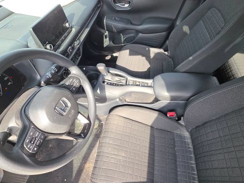 Certified 2024 Honda HR-V LX image 12
