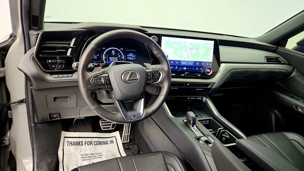 Used 2024 Lexus TX 500h AWD w/ Technology Package image 10