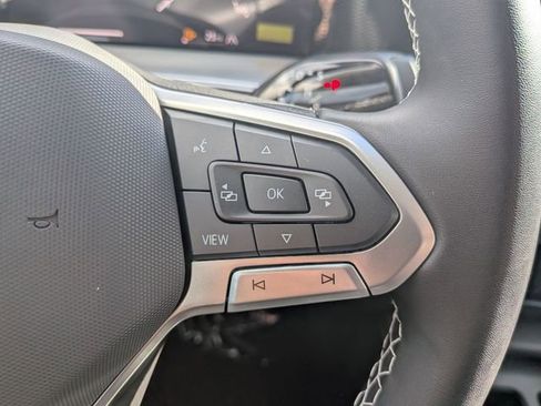 New 2026 Volkswagen Tiguan SE image 14