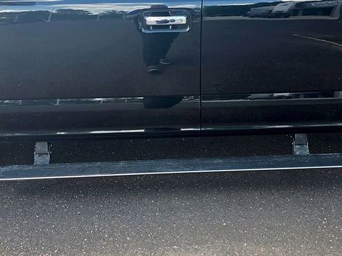 Used 2018 Ford F150 Platinum w/ Equipment Group 701A Luxury AWD/4WD image 3