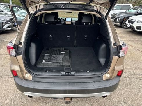 Used 2020 Ford Escape Titanium AWD/4WD image 9
