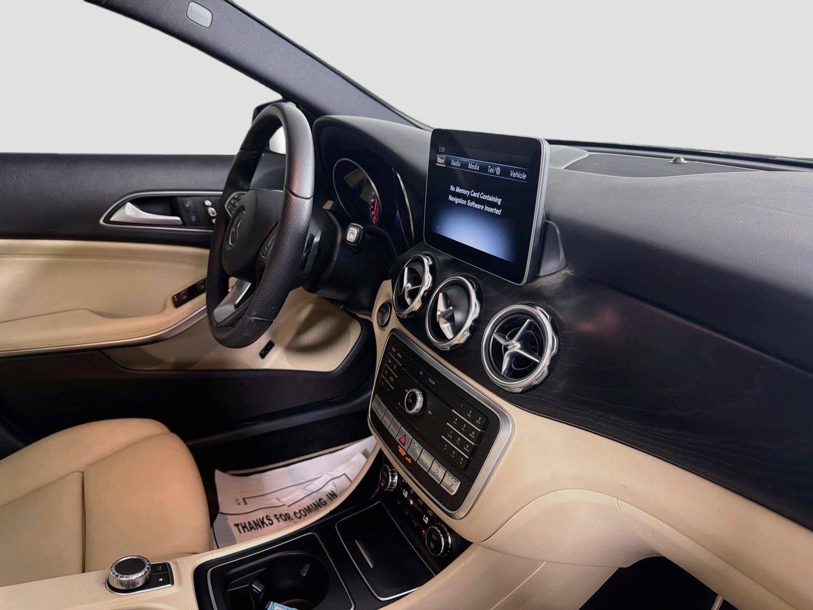 Used 2018 Mercedes-Benz GLA 250 4MATIC image 26