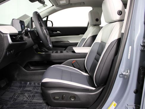 Used 2025 Honda Prologue Touring image 9