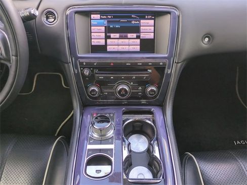 Used 2013 Jaguar XJ L Portfolio image 18