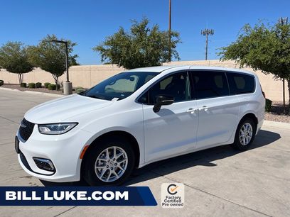 Certified 2025 Chrysler Pacifica Select