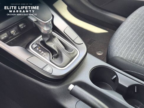 Used 2020 Kia Soul S FWD image 19