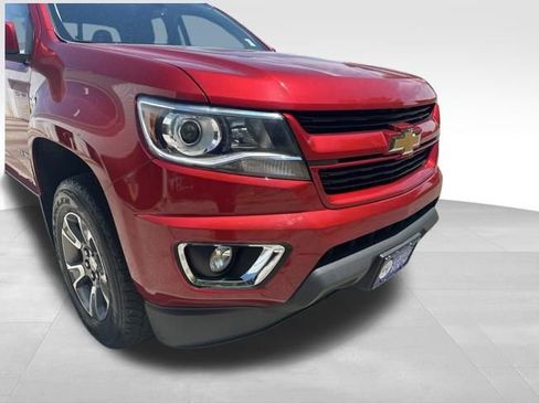 Used 2016 Chevrolet Colorado Z71 AWD/4WD image 10
