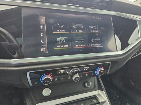 Used 2020 Audi Q3 2.0T Premium image 32