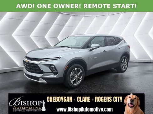 Used 2025 Chevrolet Blazer LT AWD/4WD image 1