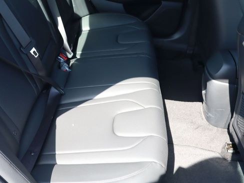 New 2025 Hyundai Elantra Limited image 20