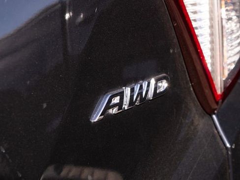 Used 2022 Honda HR-V LX image 9