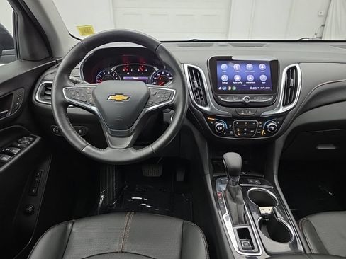 Used 2022 Chevrolet Equinox Premier AWD/4WD image 17