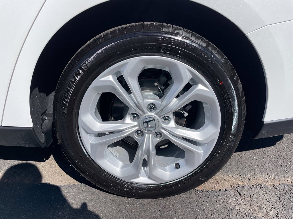 Certified 2025 Honda Accord LX image 42