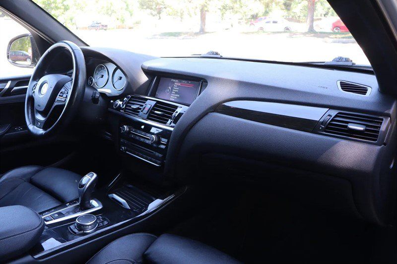 Used 2016 BMW X3 xDrive28i AWD/4WD image 11
