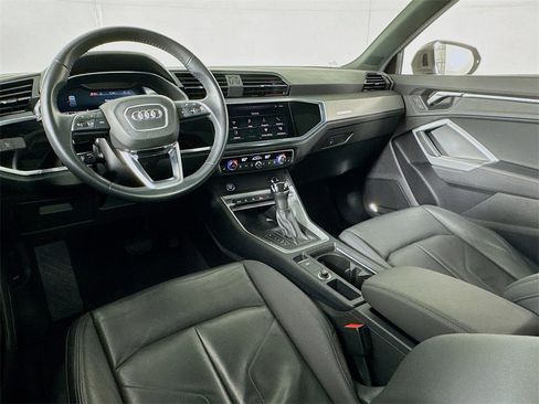 Used 2019 Audi Q3 2.0T Premium Plus image 25