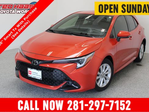 Used 2024 Toyota Corolla SE FWD image 1