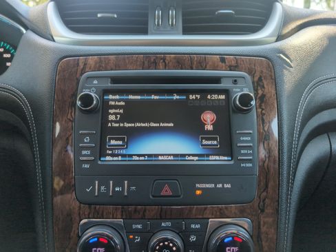 Used 2014 Chevrolet Traverse LT AWD/4WD image 23