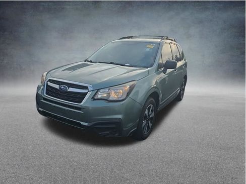 Used 2017 Subaru Forester 2.5i w/ Alloy Wheel Package AWD/4WD image 12