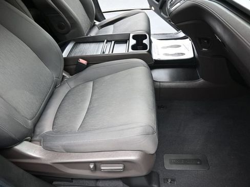 Used 2019 Honda Odyssey EX image 26