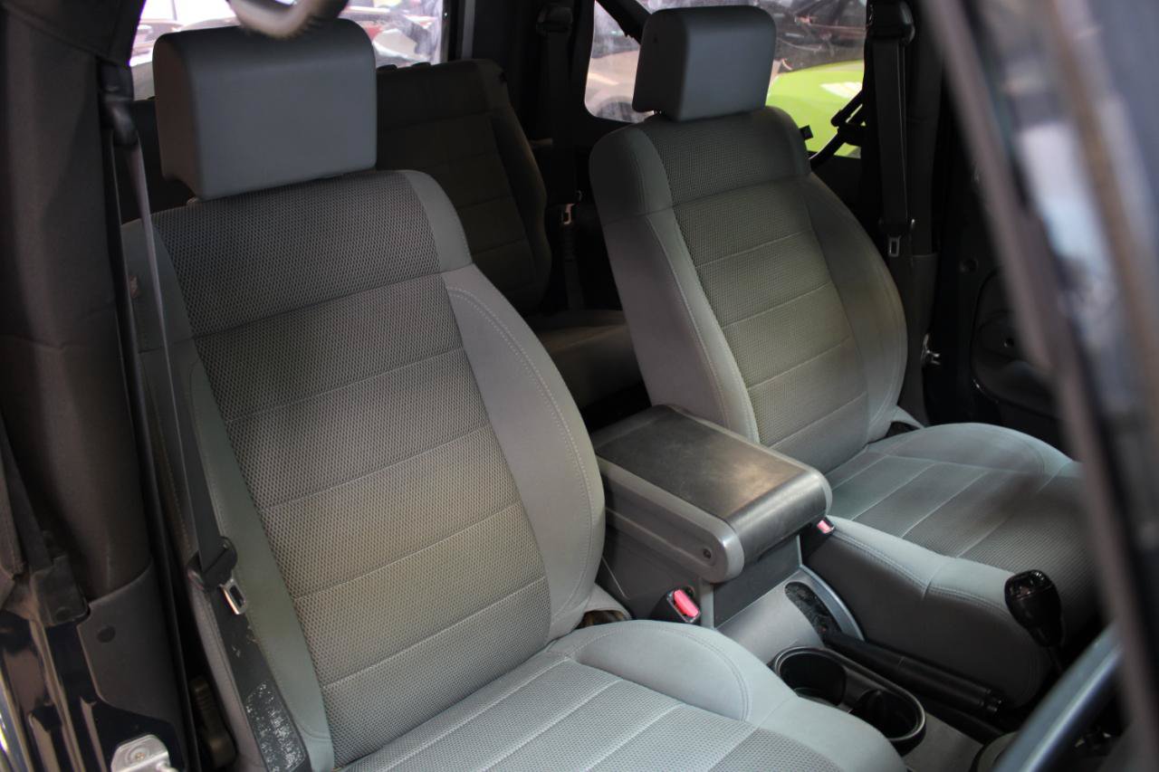 Used 2007 Jeep Wrangler Sahara w/ PWR Convenience Group AWD/4WD image 37