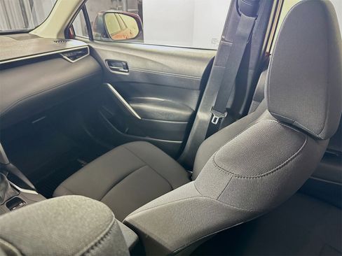 Certified 2023 Toyota Corolla Cross LE w/ Moonroof Package image 20