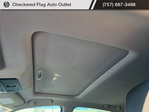 Used 2020 Nissan Altima 2.5 SR w/ Premium Package image 10