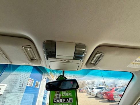 Used 2011 Subaru Outback 2.5i Premium image 37