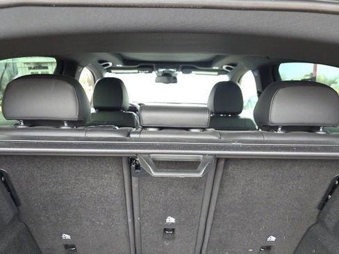 Used 2024 Alfa Romeo Stelvio Veloce image 7