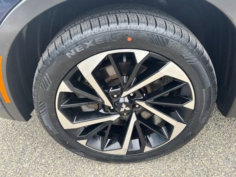 Used 2022 Mitsubishi Outlander SE image 19