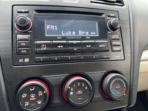 Used 2014 Subaru Impreza 2.0i Premium w/ All-Weather Package w/CVT image 15