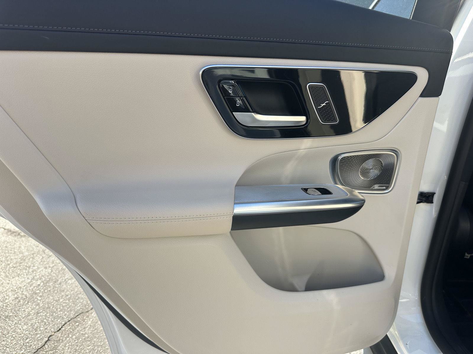 Used 2023 Mercedes-Benz GLC 300 4MATIC image 21