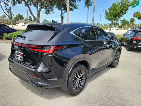 Used 2025 Lexus NX 250 FWD w/ Towing Package (2000 Lbs) image 8
