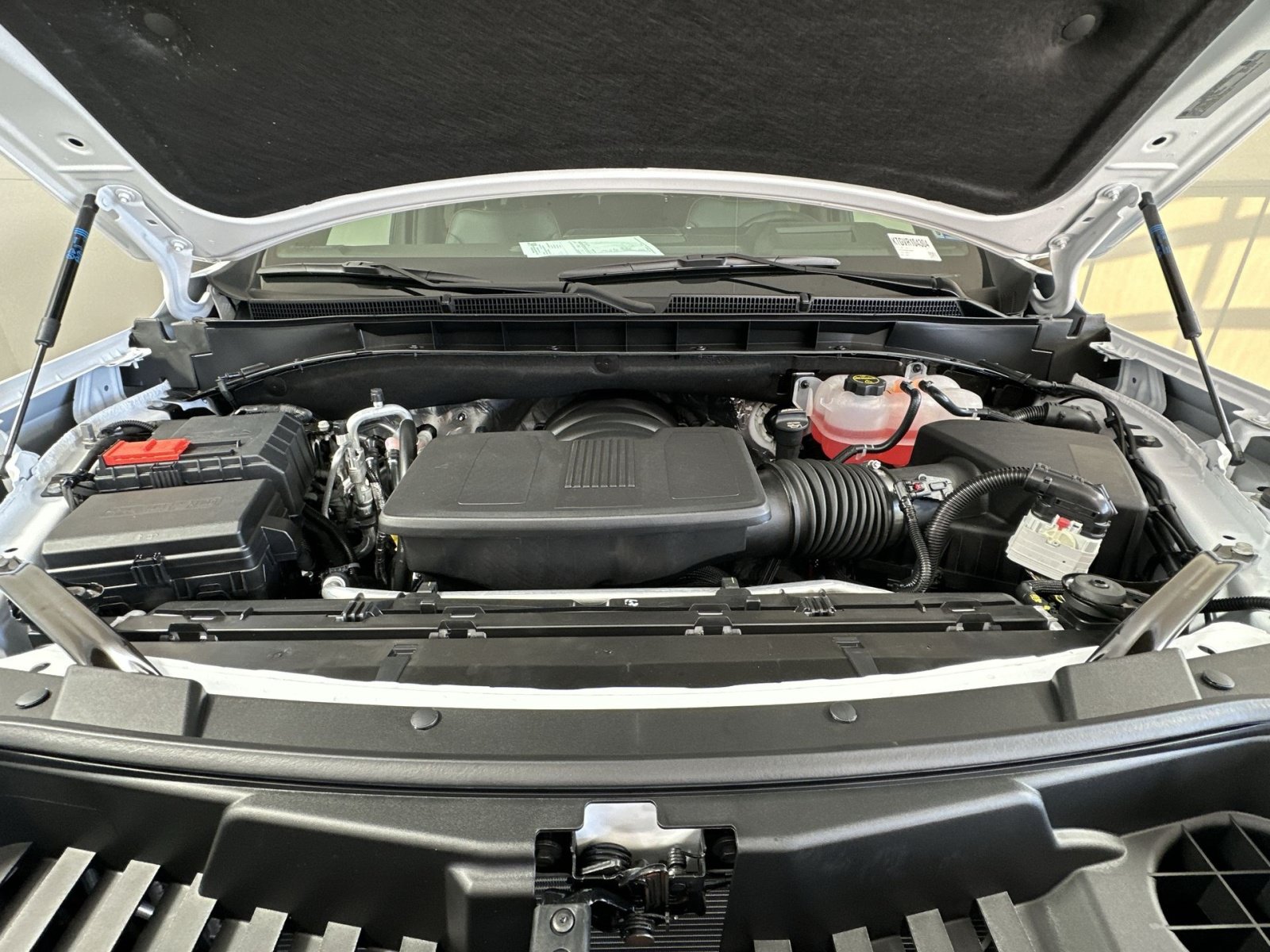 New 2027 GMC Yukon XL AT4 w/ Technology Package AWD/4WD image 29