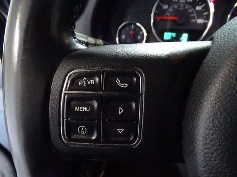 Used 2013 Jeep Wrangler Unlimited Sahara w/ Dual Top Group AWD/4WD image 7
