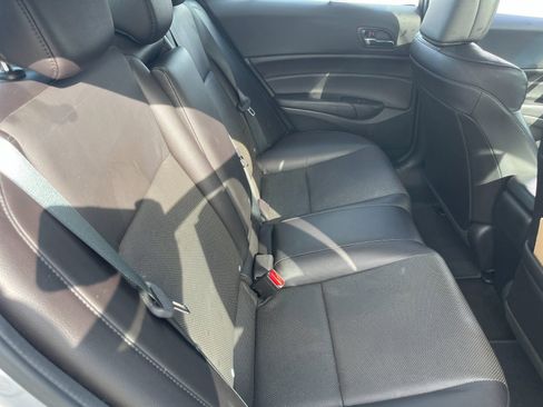 Used 2015 Acura ILX image 19