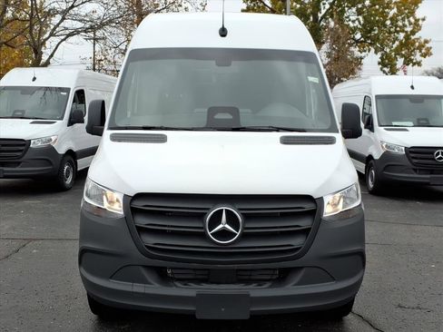New 2025 Mercedes-Benz Sprinter 2500 image 10