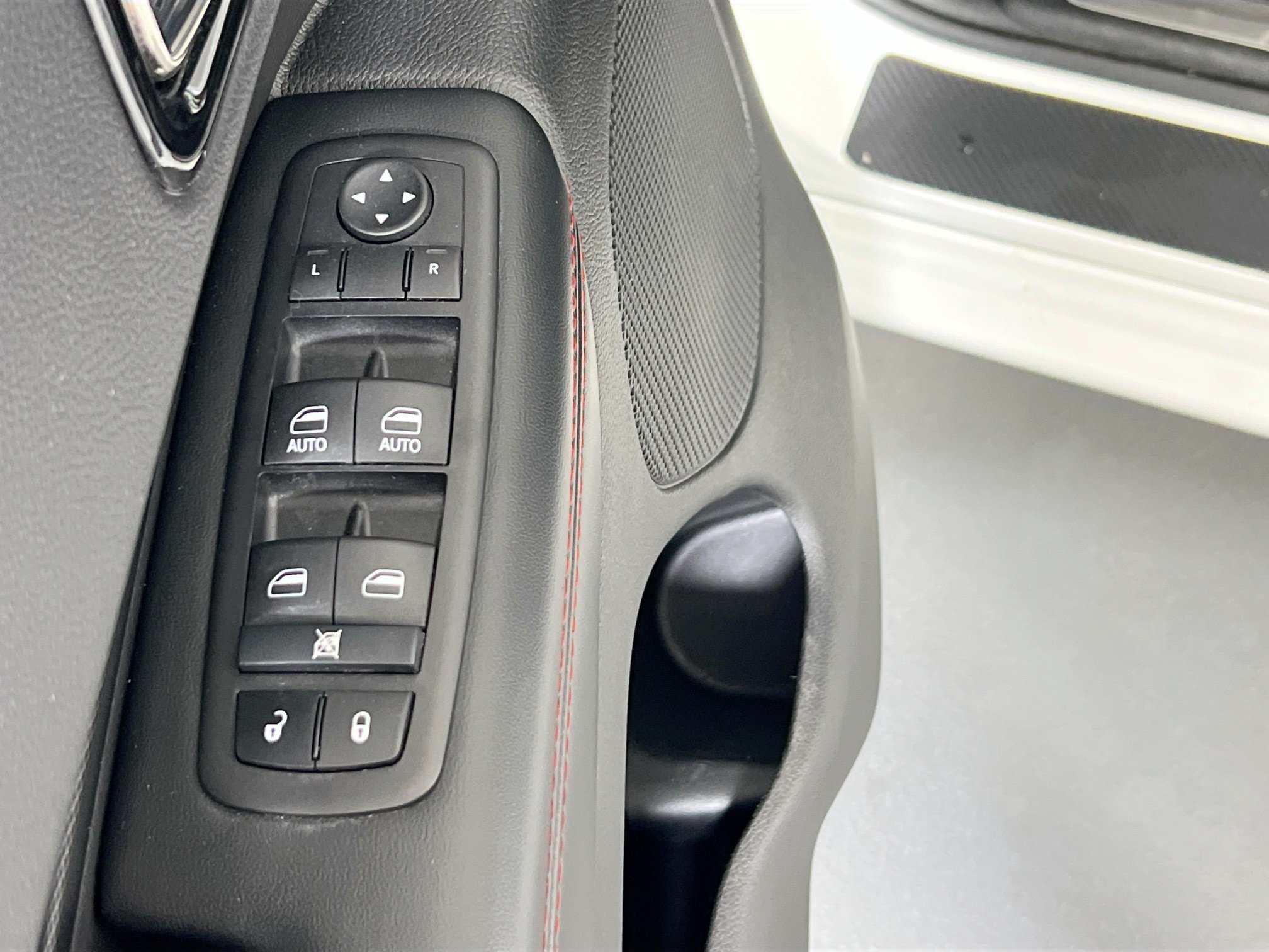 Used 2024 Dodge Durango R/T AWD/4WD image 18