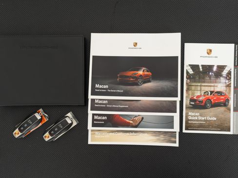 Used 2023 Porsche Macan image 21