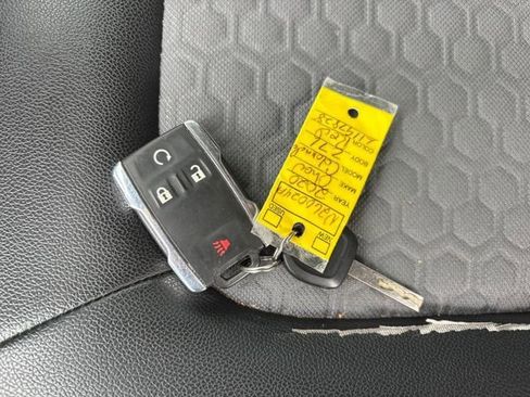 Used 2020 Chevrolet Colorado Z71 image 30