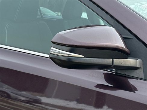 Used 2017 Toyota RAV4 XLE image 9