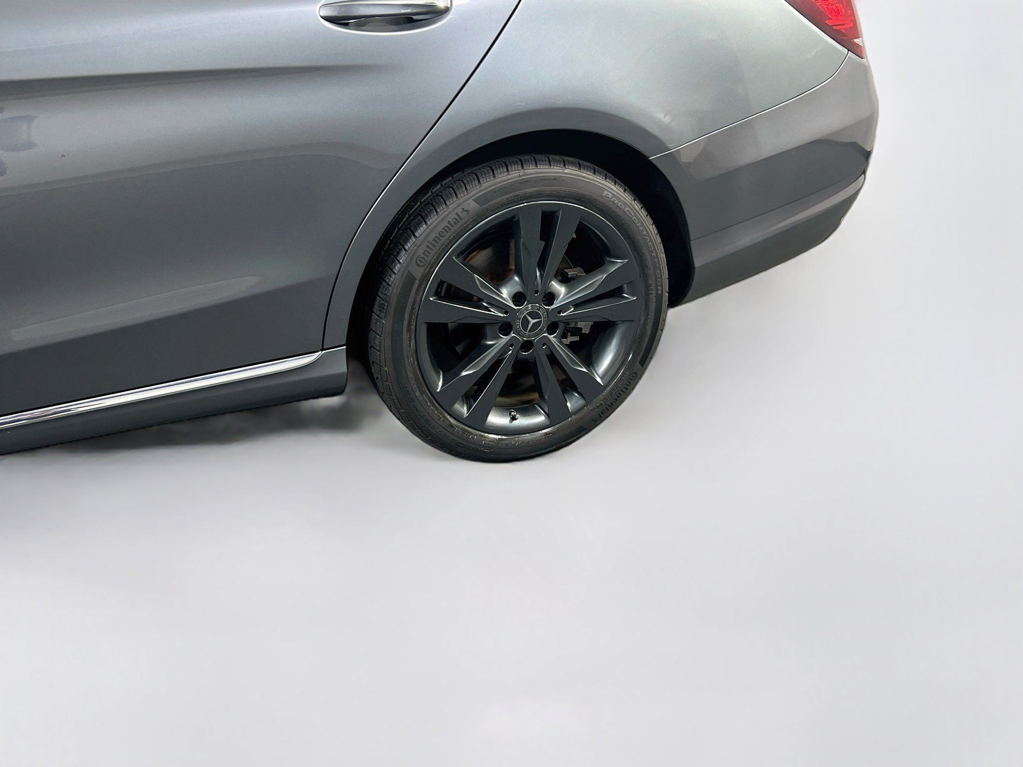 Used 2019 Mercedes-Benz C 300 4MATIC Sedan image 30