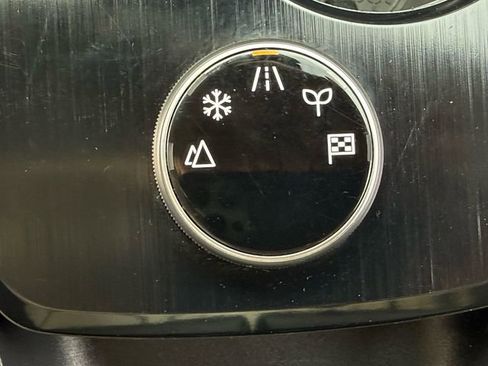 Used 2024 Nissan Rogue SV image 23