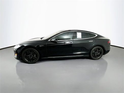 Used 2013 Tesla Model S image 4