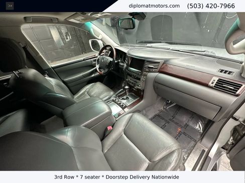 Used 2009 Lexus LX 570 4WD image 18
