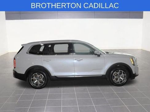 Used 2020 Kia Telluride EX AWD/4WD image 9