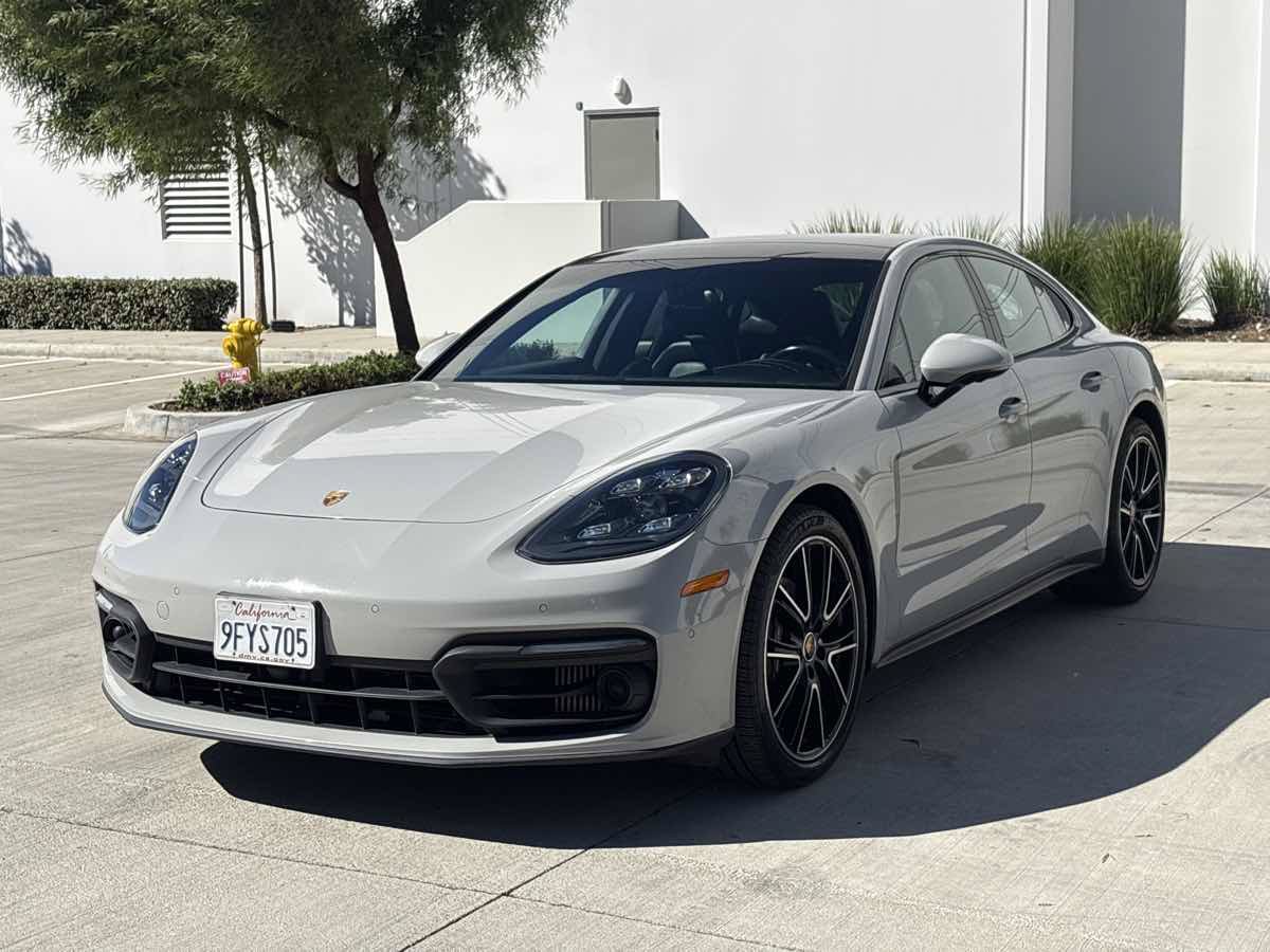 Used 2022 Porsche Panamera Platinum Edition w/ Assistance Package RWD image 7