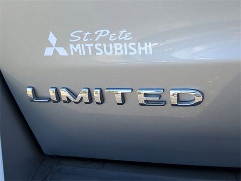 Used 2023 Ford Expedition Max Limited image 14