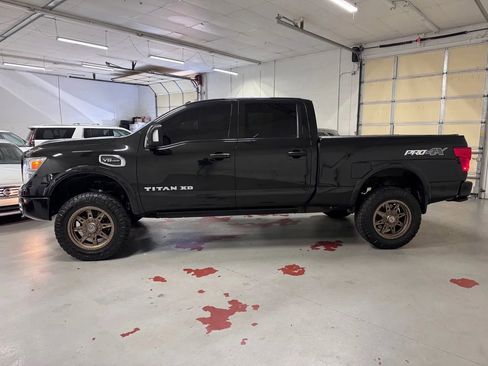 Used 2019 Nissan Titan PRO-4X w/ Pro-4x Utility Package AWD/4WD image 7